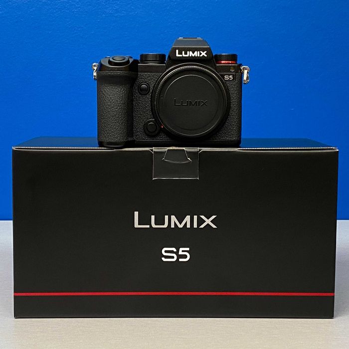 Panasonic Lumix DC-S5 (Corpo) - 24.2MP