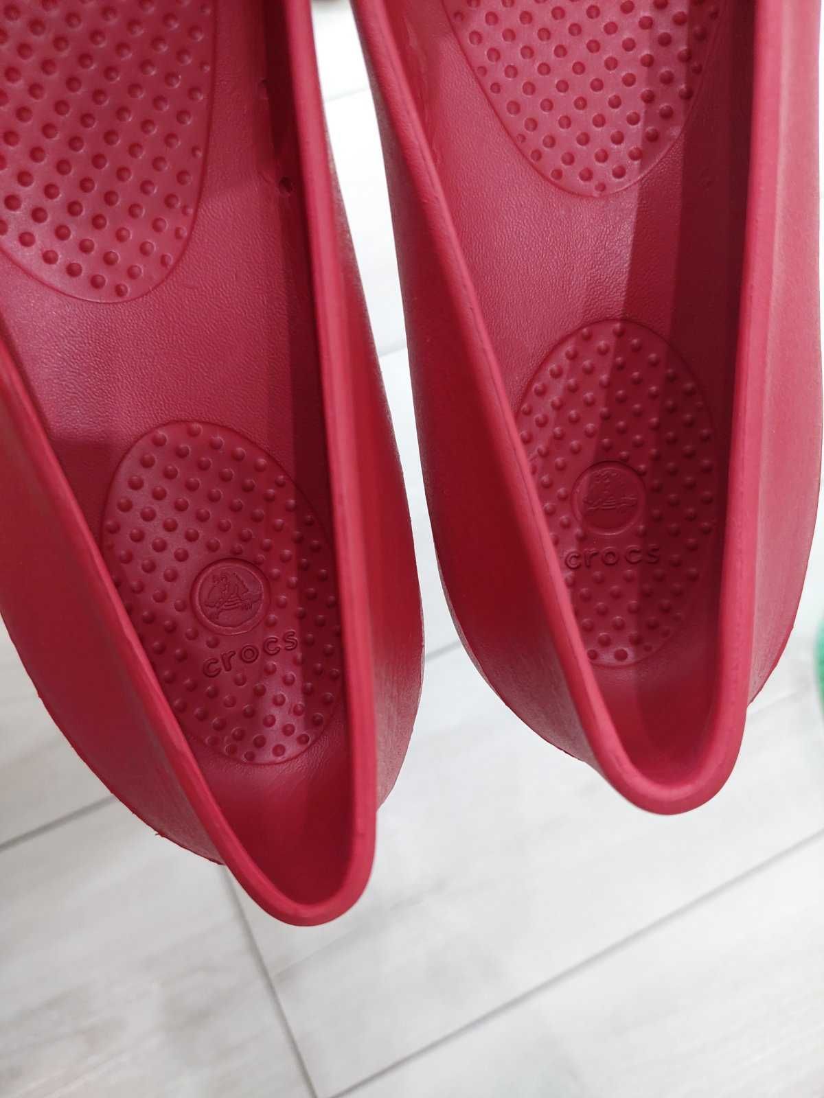 Балетки Crocs розмір 7w,37