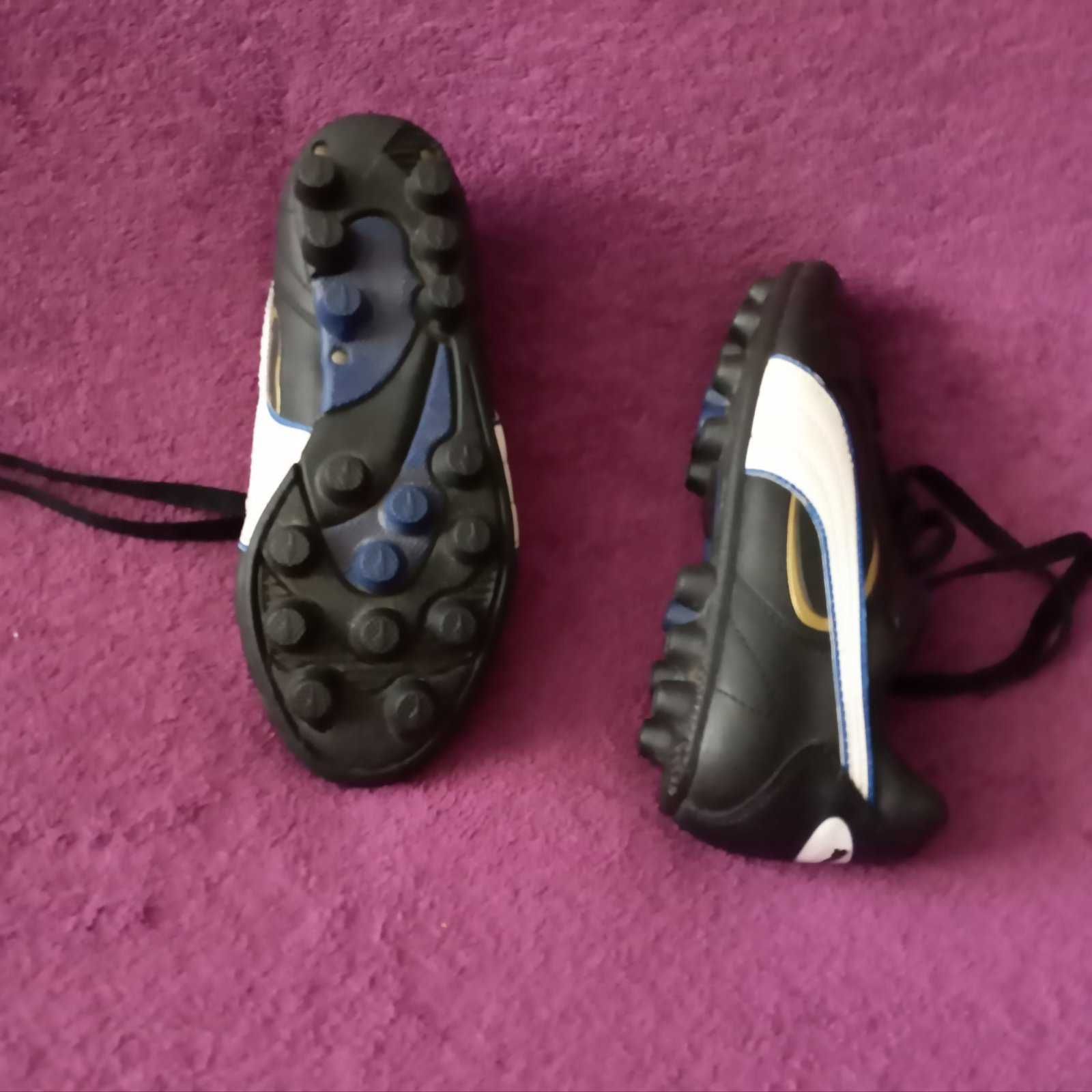 Бутсы  Puma  33 р.,   34 р. и др.