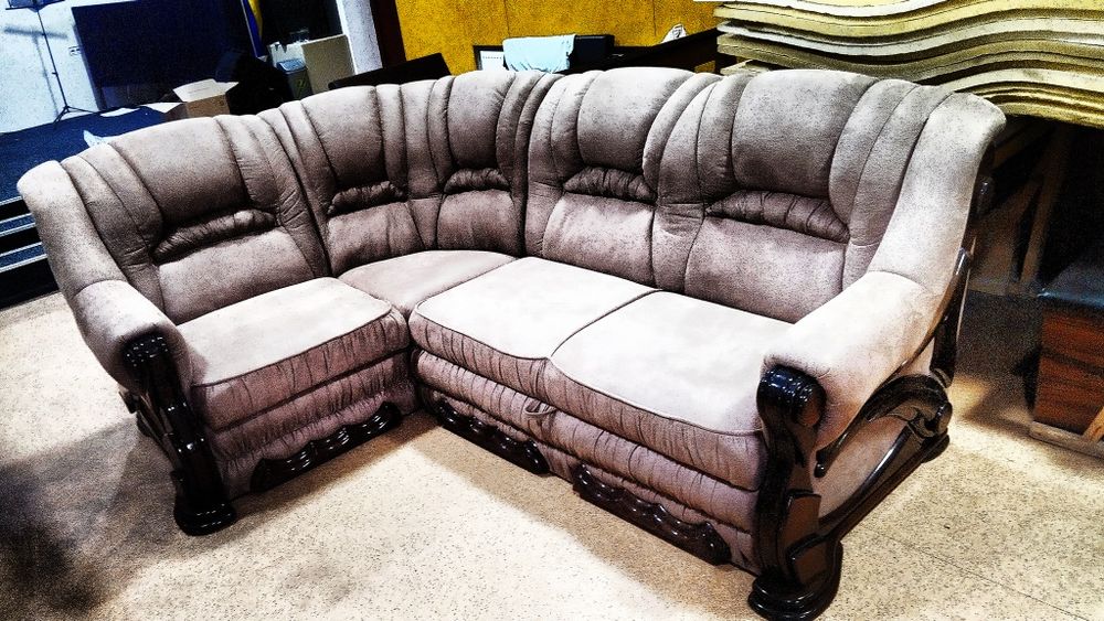 Перетяжка, ремонт, реставрация мягкой мебели, офисных кресел.