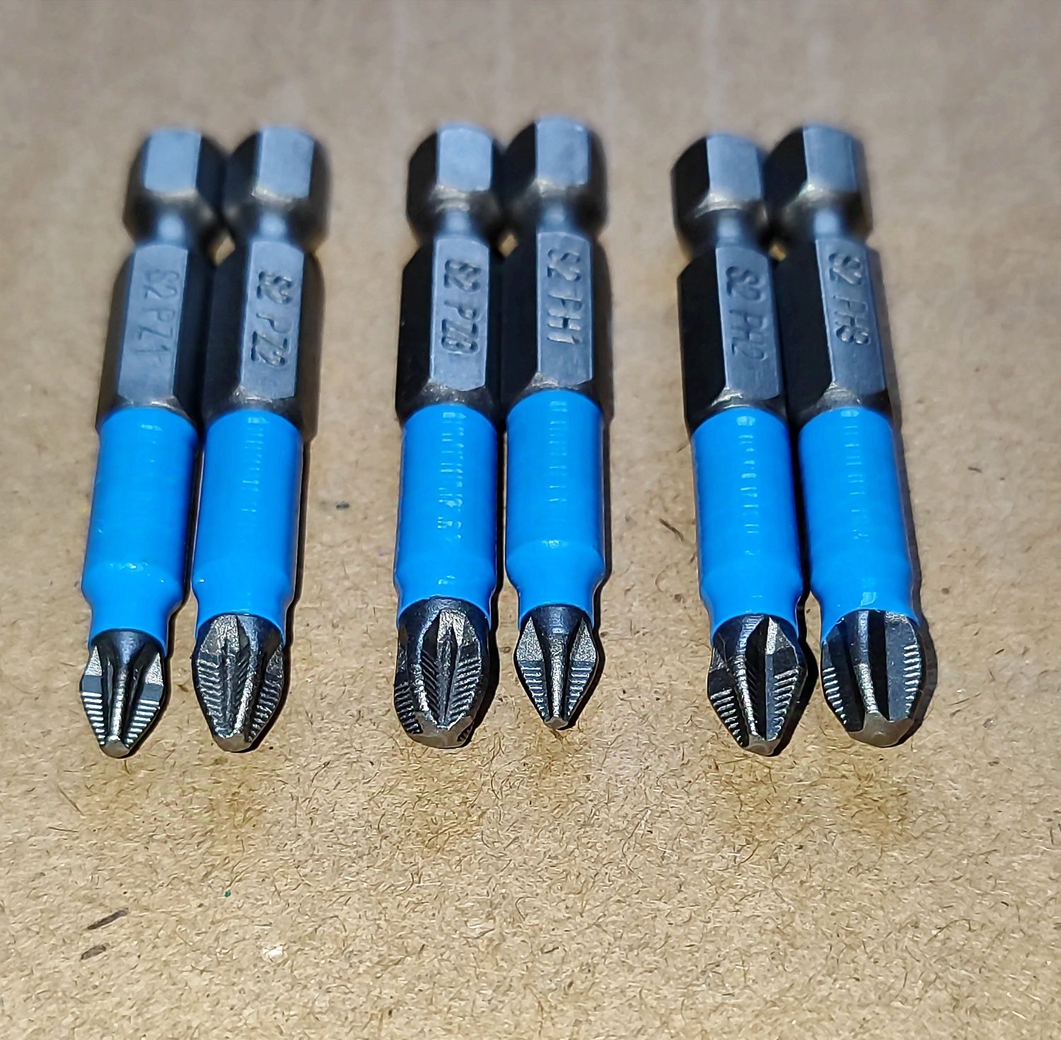 Набор магнитных Бит для шуруповёрта Антискользящие PH 1,2,3 / PZ 1,2,3