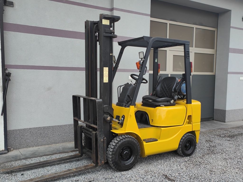 Wózek widłowy Caterpillar GP18K Lpg Udt do 01.2025 Przesuw Opony Pompo