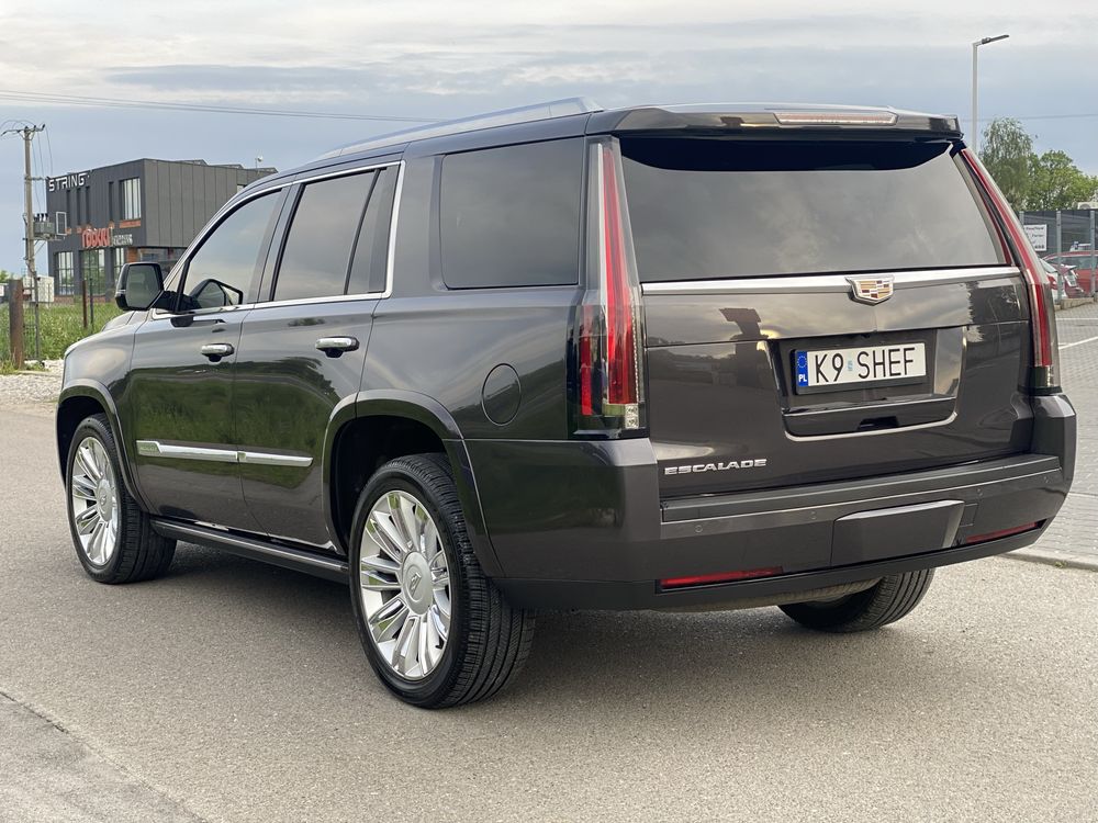 Cadillac Escalade V8 Wersja PLATINUM 6,2 426KM 4x4