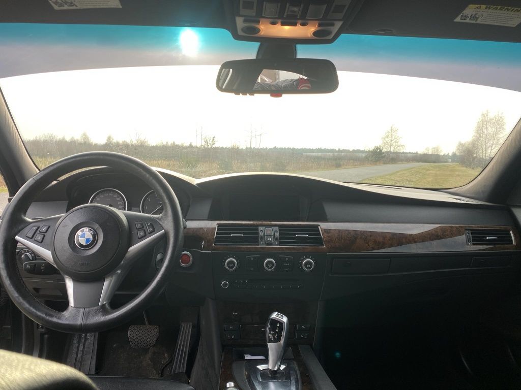 BMW 5 E60 550i V8 LCI M pakiet LPG BRC Navi CIC Wydech Niski przebieg!