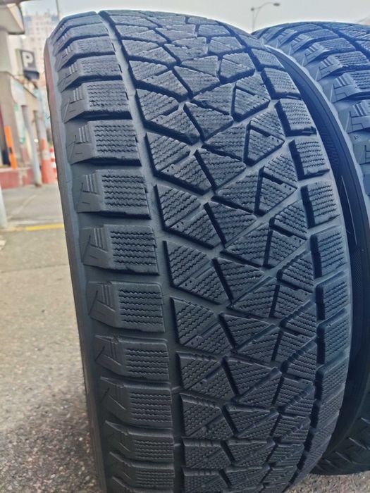 R20 275 55 шини зимові 24р Bridgestone Blizzak DM-V2