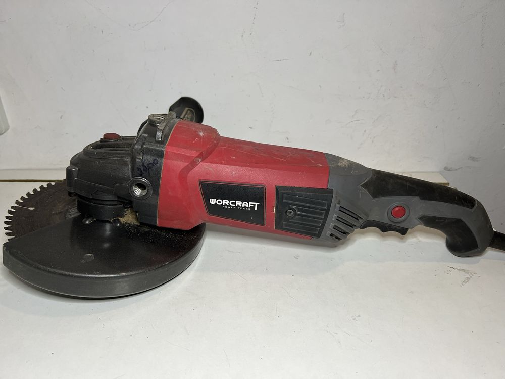 Шлифмашина угловая Worcraft AG18-180