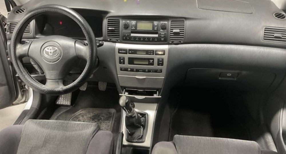 Toyota Corolla 1.4 VVTi Gasolina