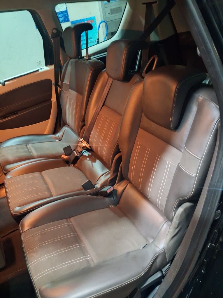 RENAULT GRAND Scénic 1.6 dci Bose Edition 7L