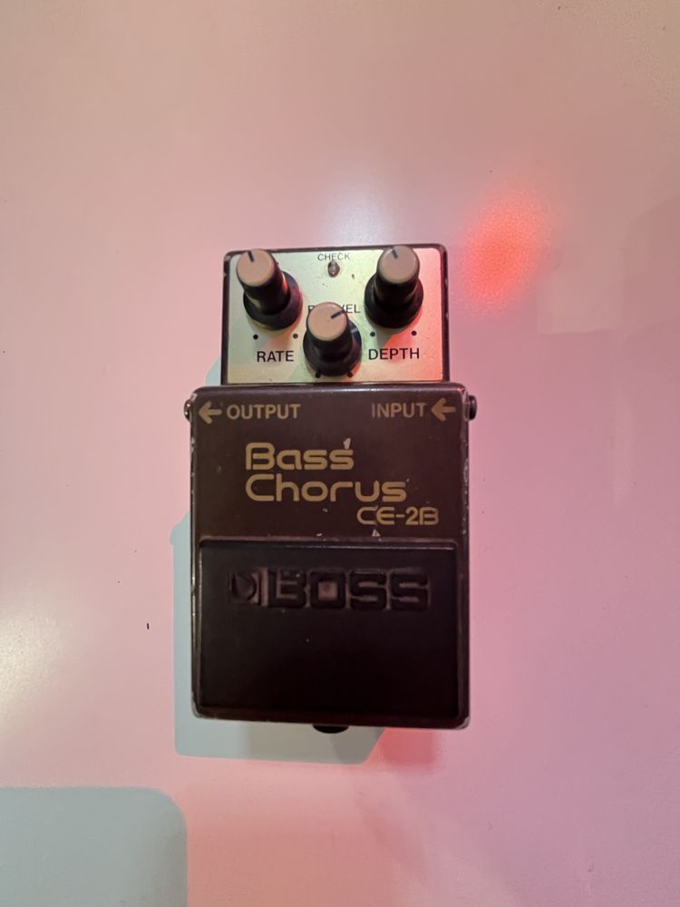 Boss CE-2b Bass Chorus
