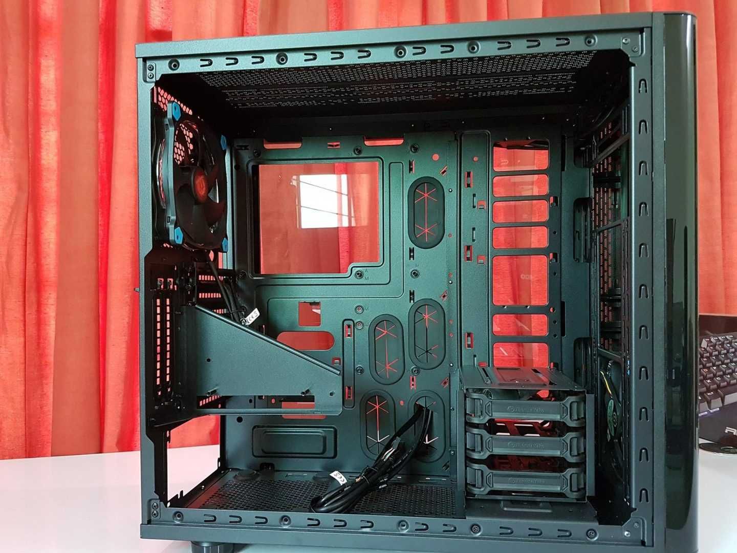 Комп'ютерний корпус Thermaltake View 31 TG