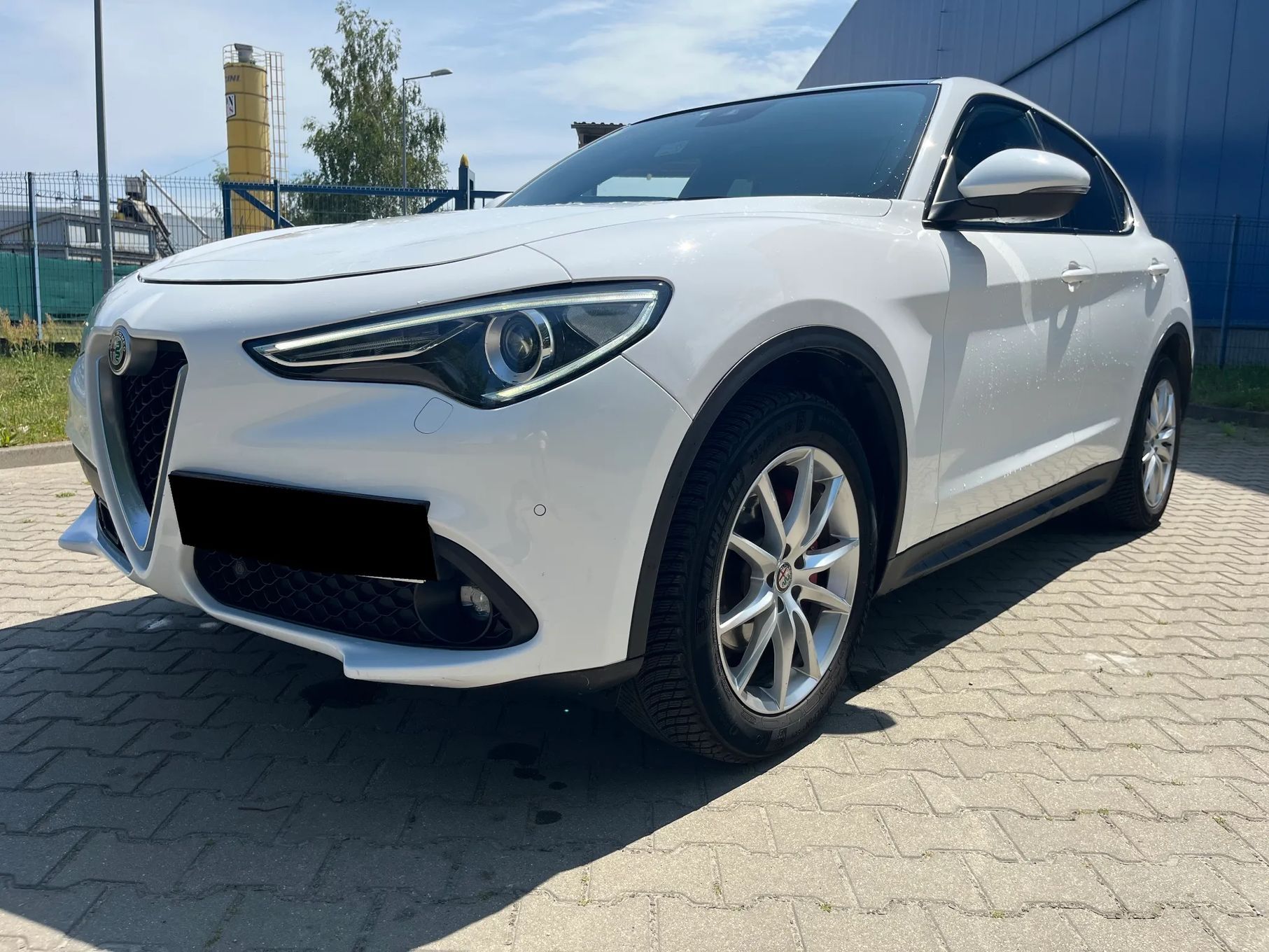 Alfa Romeo Stelvio q4 bogate wyposażenie panorama