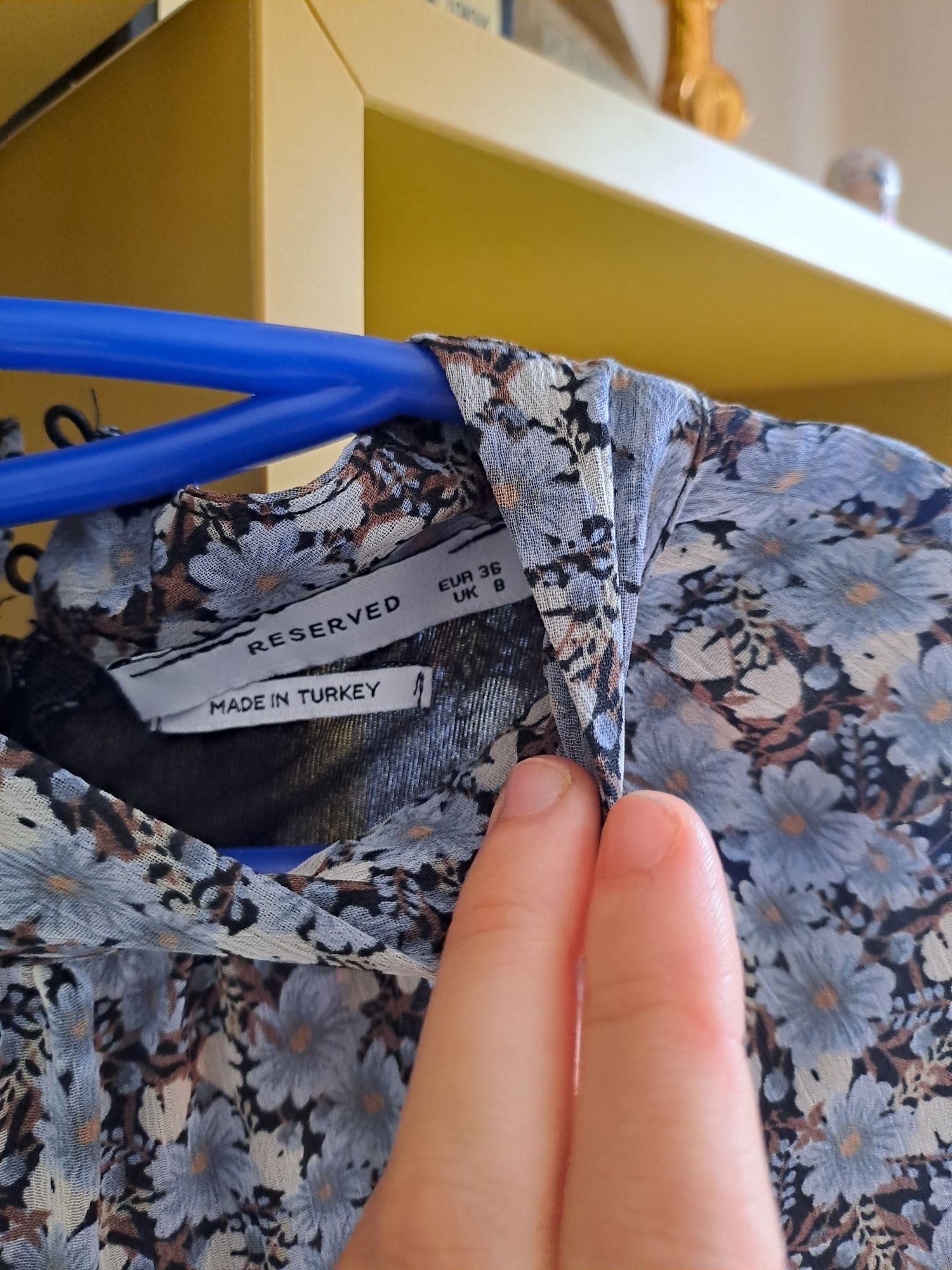 Sukienka Reserved