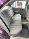 Mercedes-Benz 200 Standard