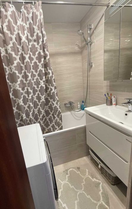 Продается 3-х, комнатная квартира в Обухове