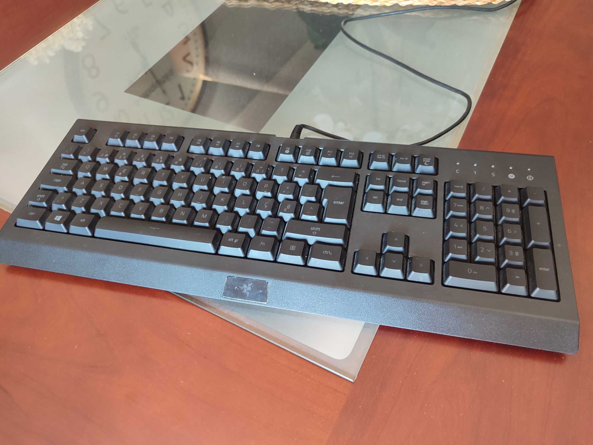 teclado razer cynosa lite