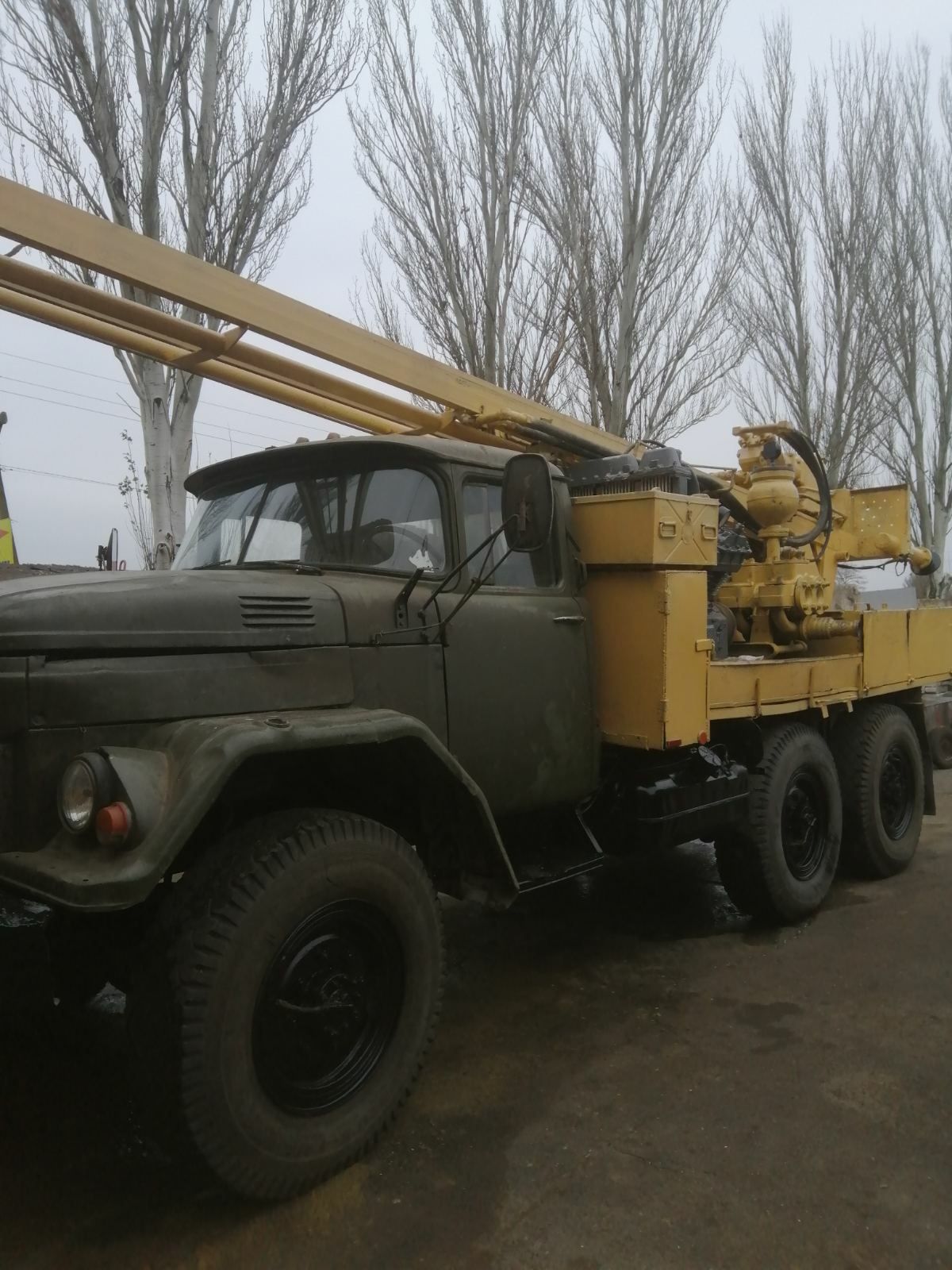 Бурение скважин для воды и под тепловые насосы.