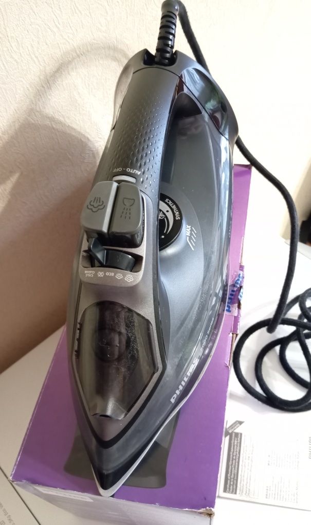 Утюг PHILIPS DST5040/80