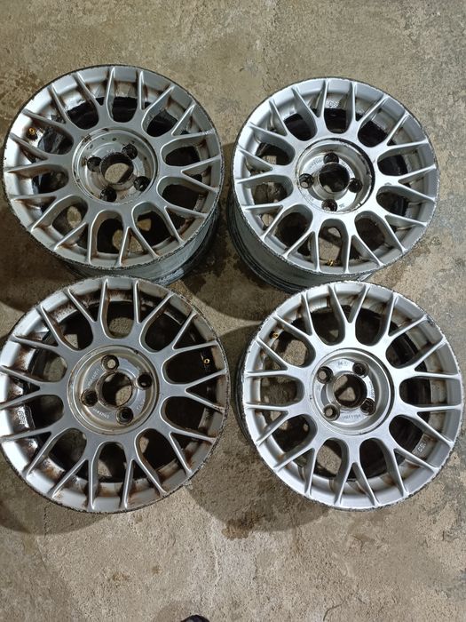 Vendo 4 jantes 15 originais BBS