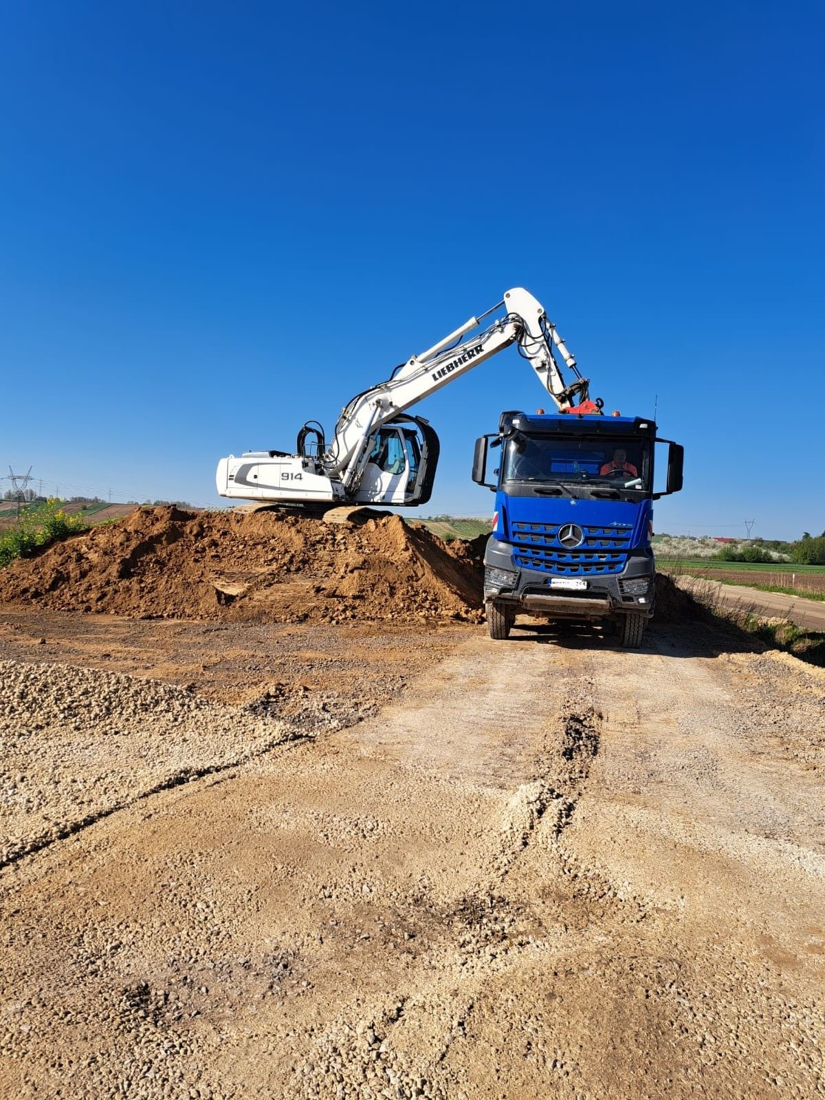 Usługi koparką 25t, wyburzenia,kopanie, koparka, roboty ziemne