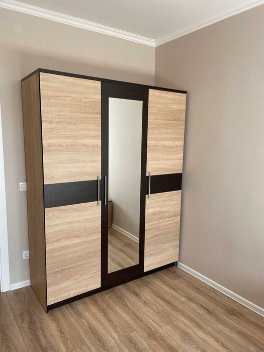 Шафа ТРИДВЕРНА, Нова шафа з дзеркалом, Шафа з полицями та вішаками