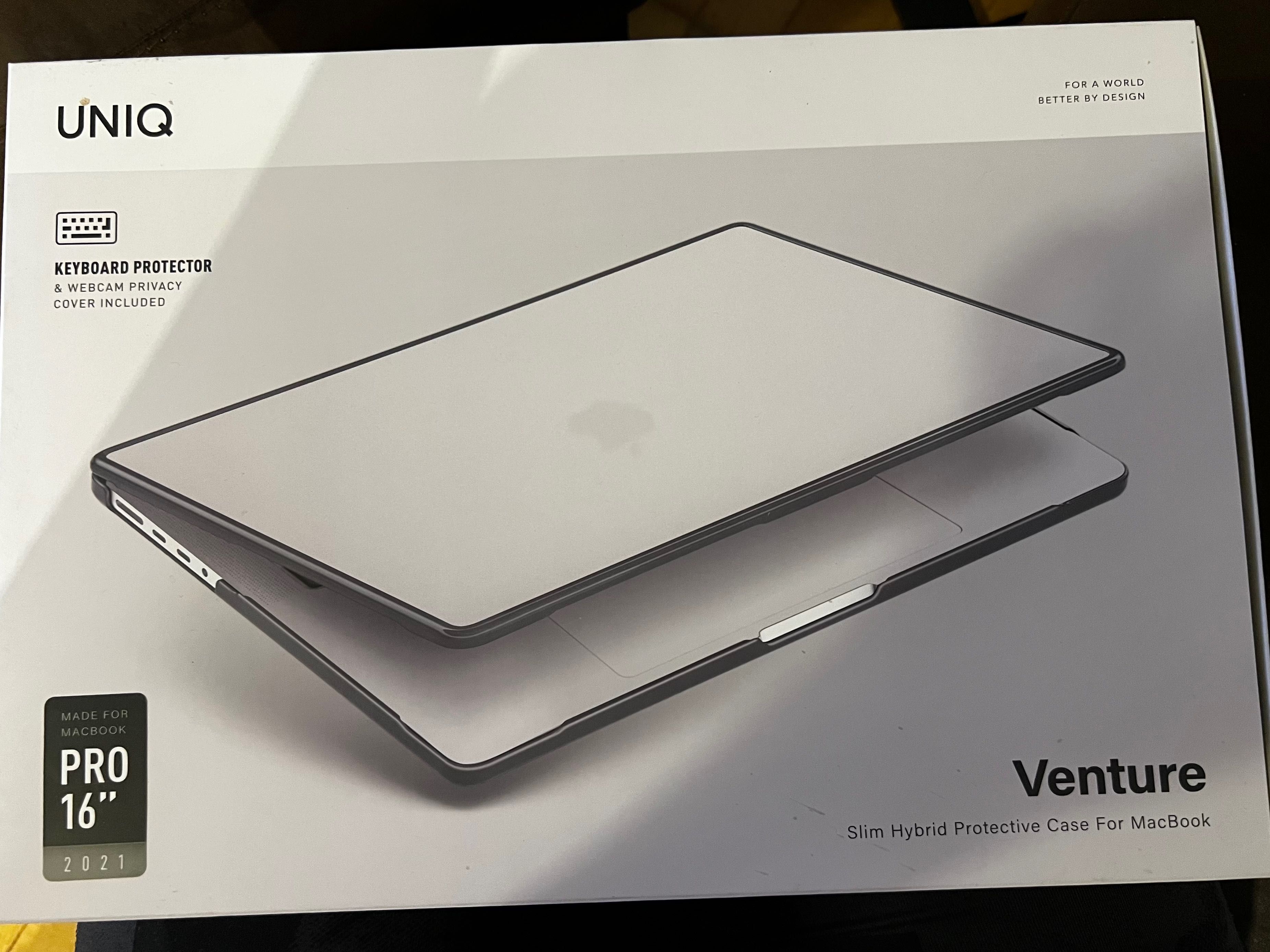 MacBook Pro 16” MK 183ZE/2 z akcesoriami