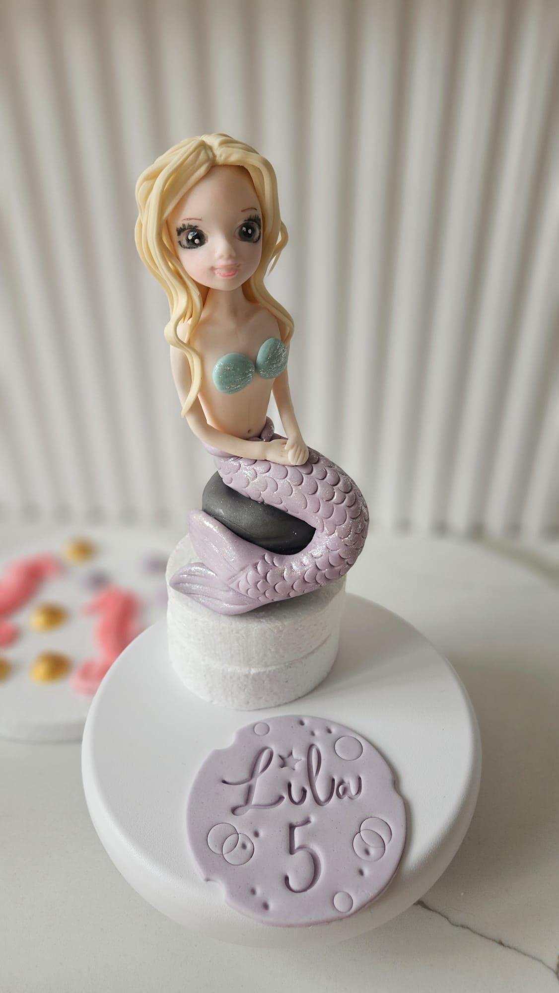 Syrenka z masy cukrowej na tort topper 3D