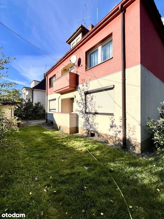 Parter domu + kawalerka + garaż! Inwestycja idealna