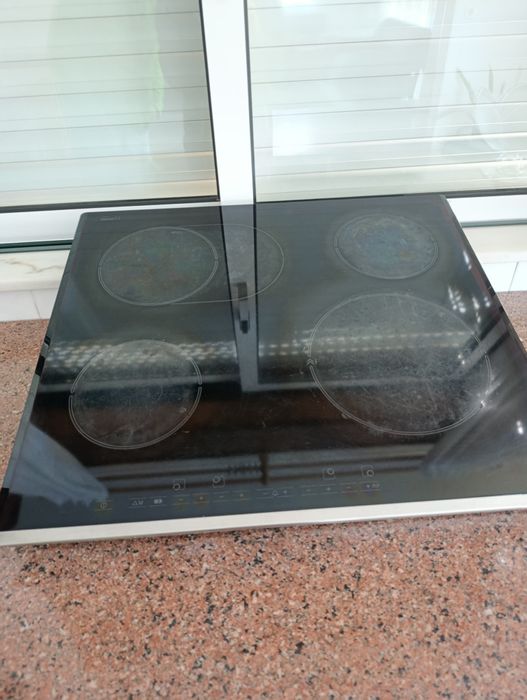 Placa de vitrocerâmica Usada