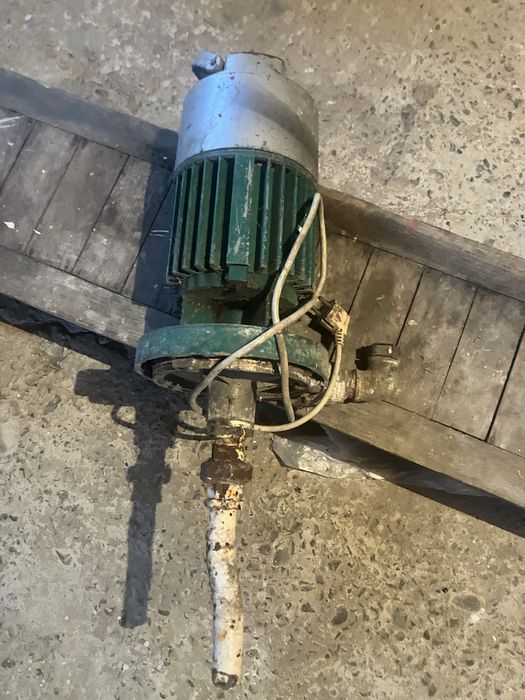 Водяний насос бцм