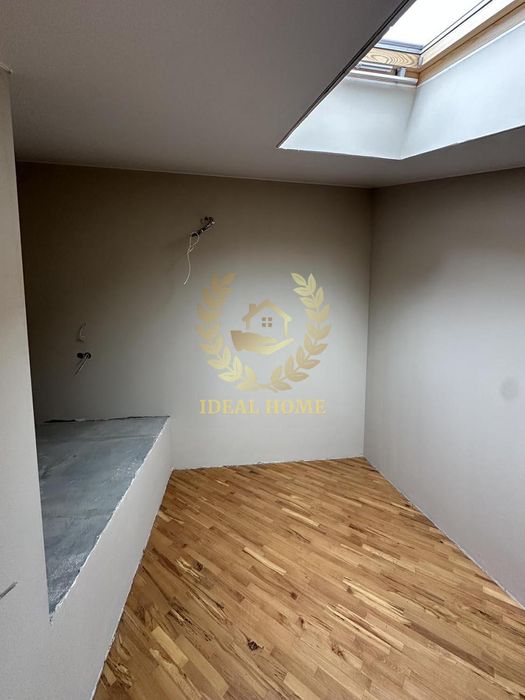 Продаж дворівневої 3к. квартири, м. Сирець