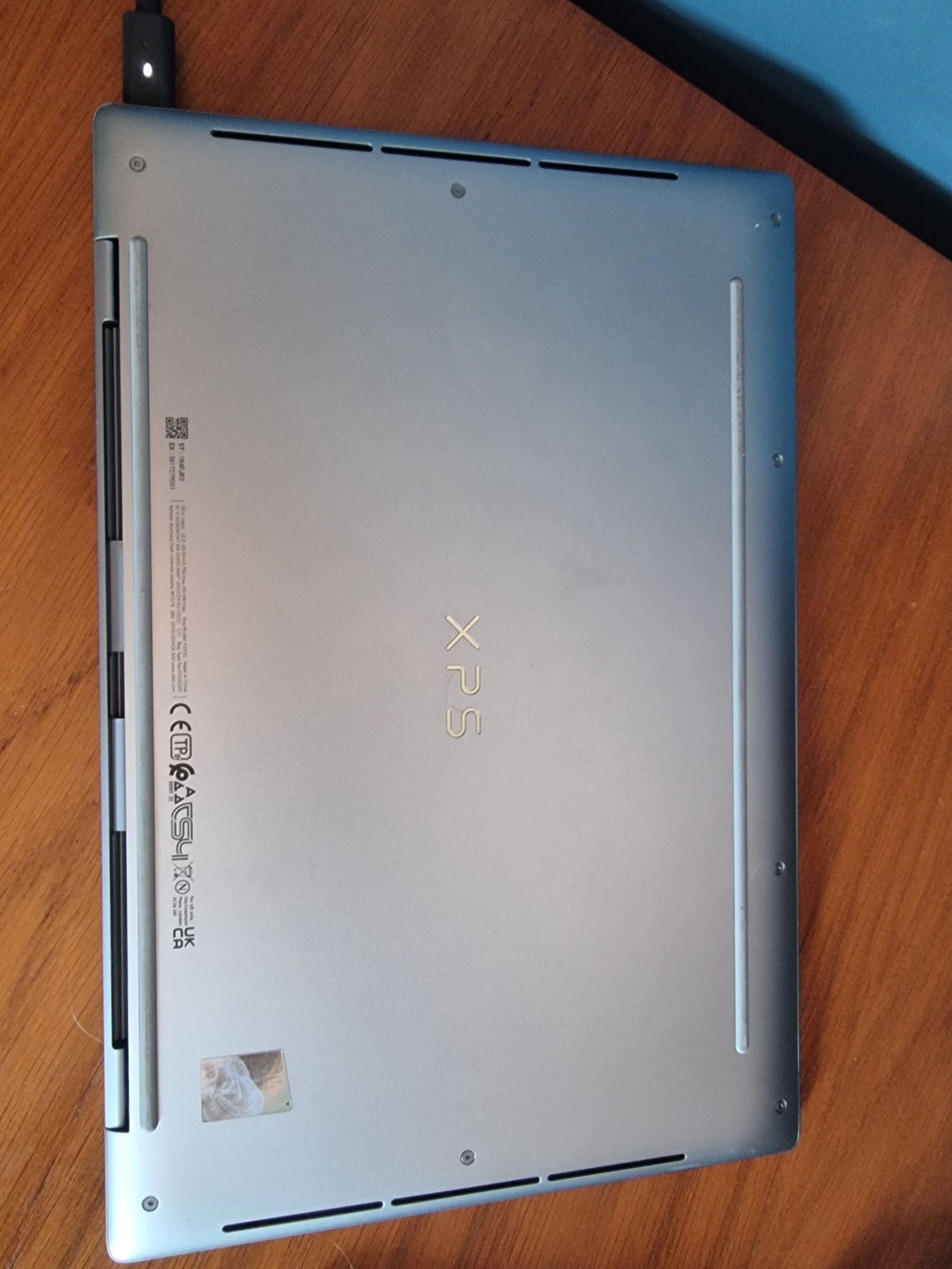 Dell XPS 13 9315 – i5 12.ª Geração | 16GB RAM | 512GB SSD