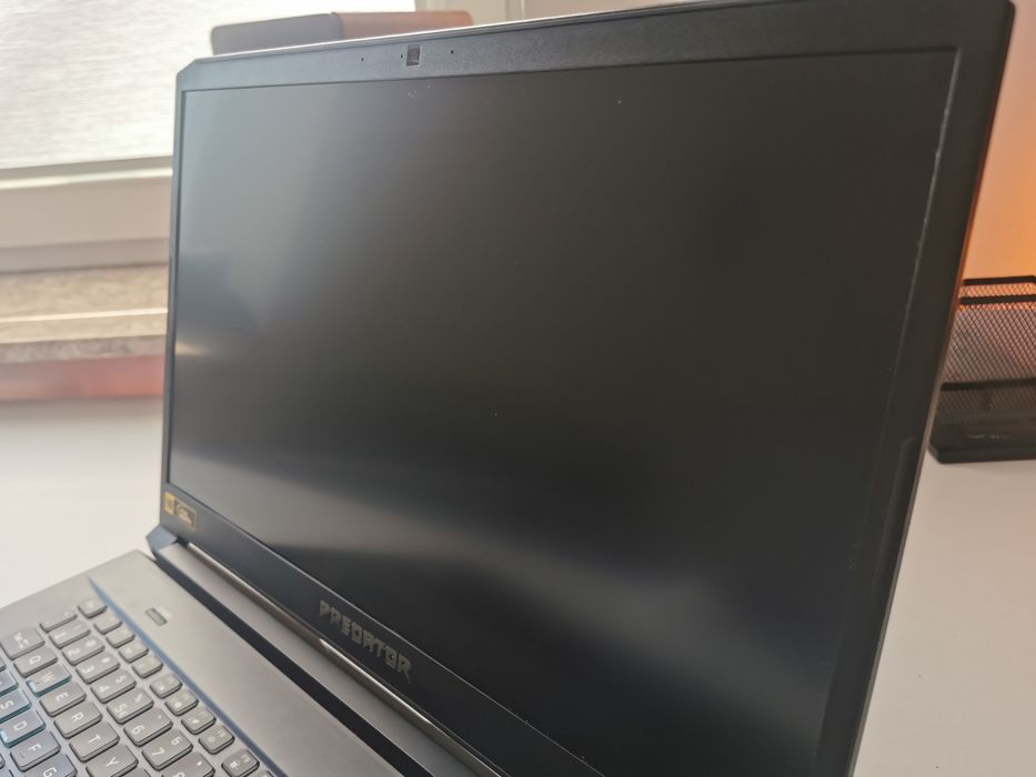 Laptop Gamingowy Acer Predator17 GTX 1650Ti i5 10Gen 16Ram 500GB 120HZ