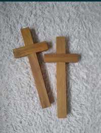 Dębowy polakierowany krzyż