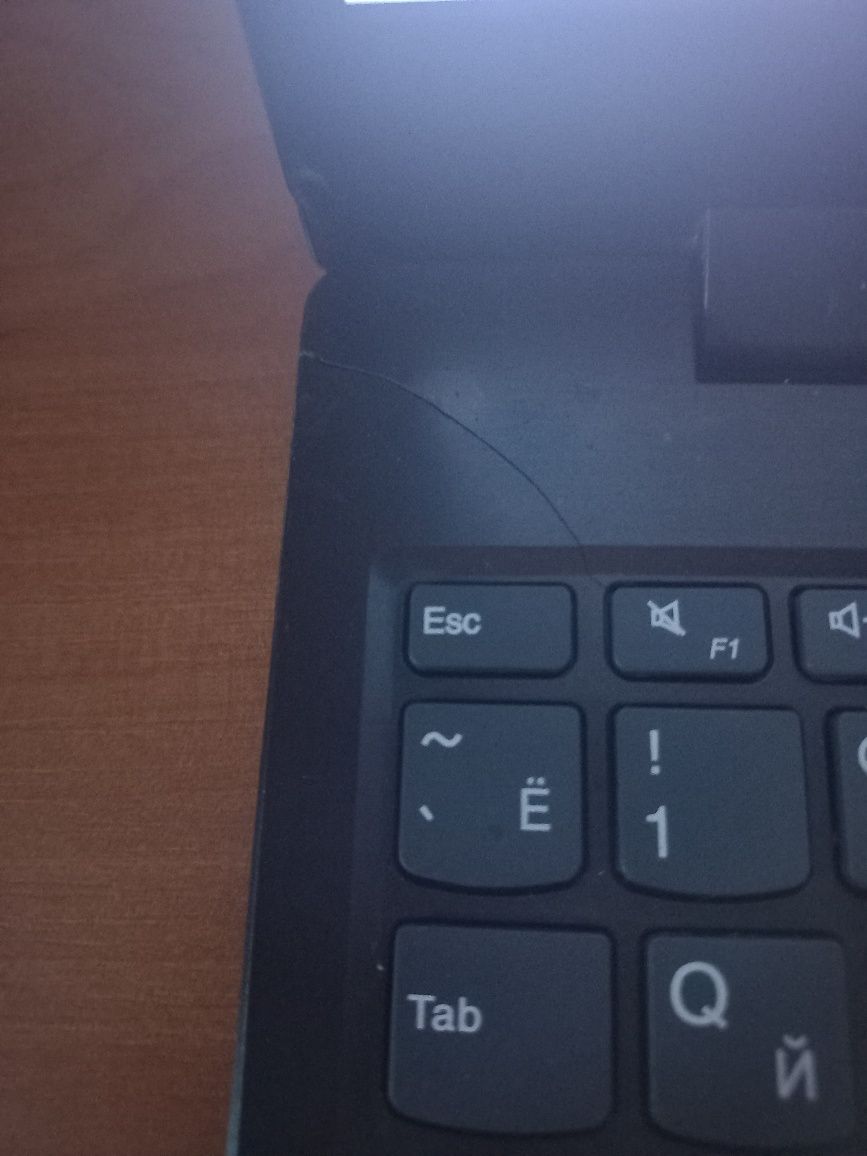 Ноутбук lenovo  ThinkPad