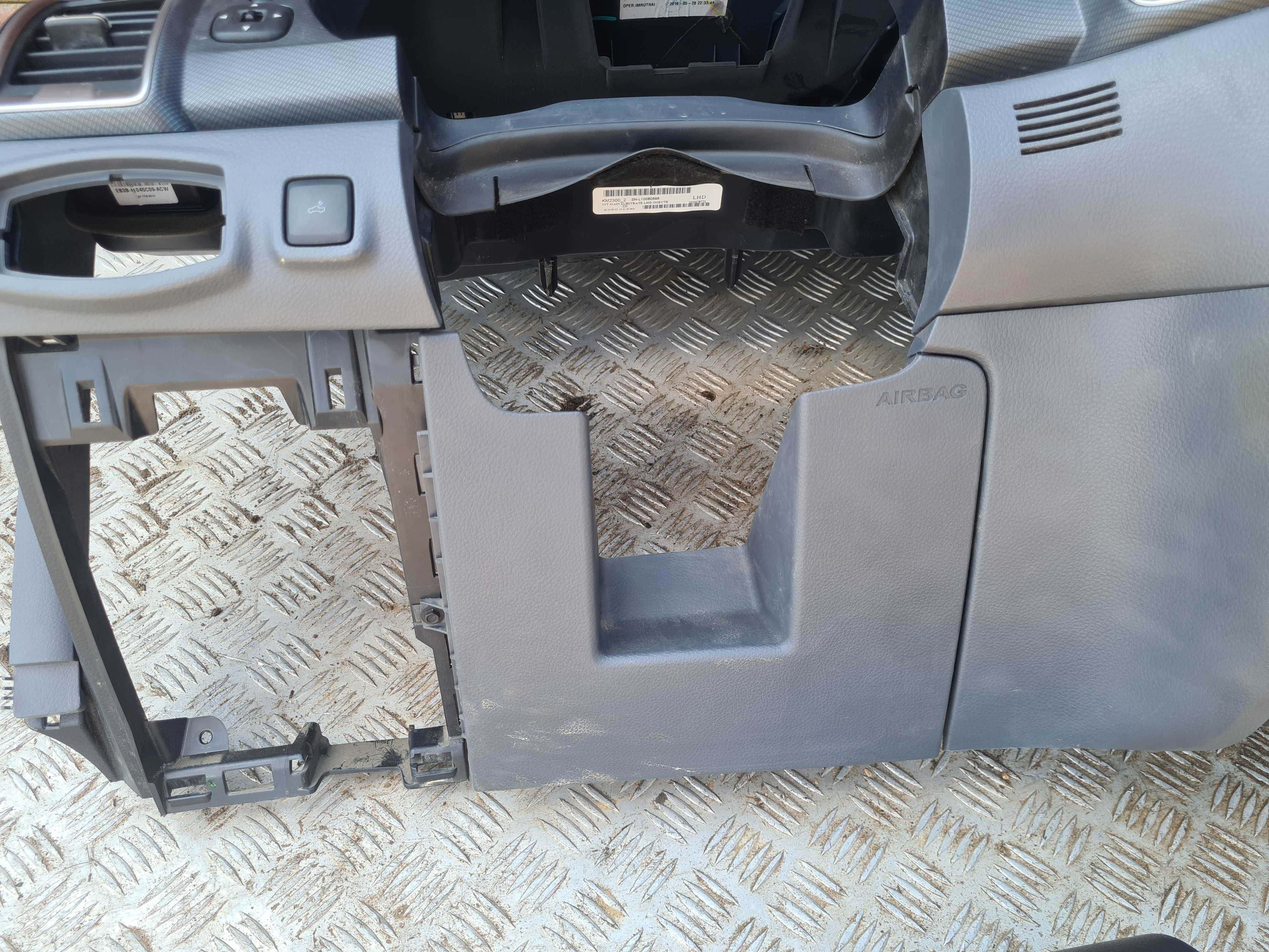 Ford Ranger V 16r deska rozdzielcza poduszka pasy komplet Wildtrak