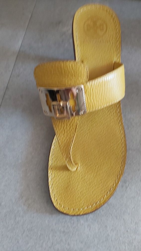 Klapki tory burch