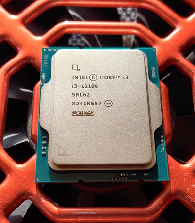 Intel core i3 12100 (10k)