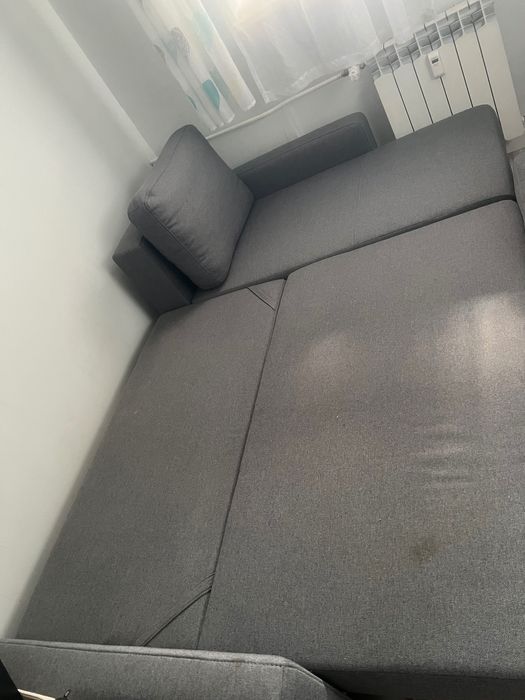 Narożnik z funkcją do spania pufa