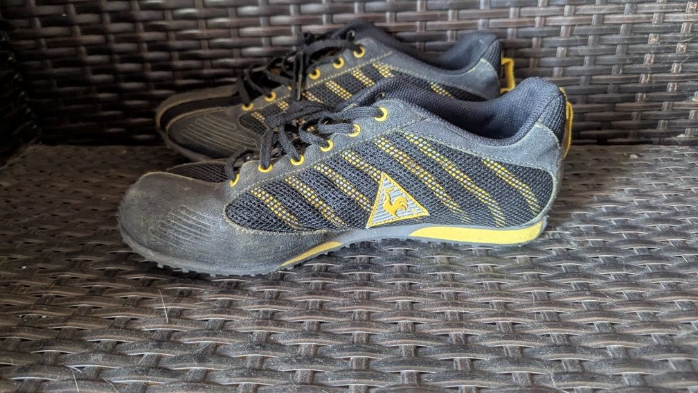Tênis le coqsportif em bom estado