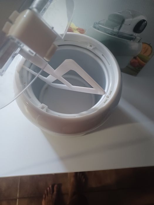 Máquina de fazer gelados 1 litro
