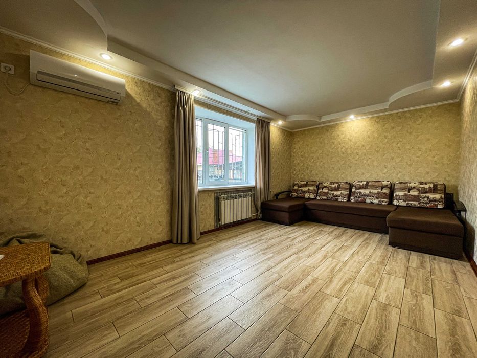 2-кімн. Подобово квартира з ремонтом в Центрі біля набережно