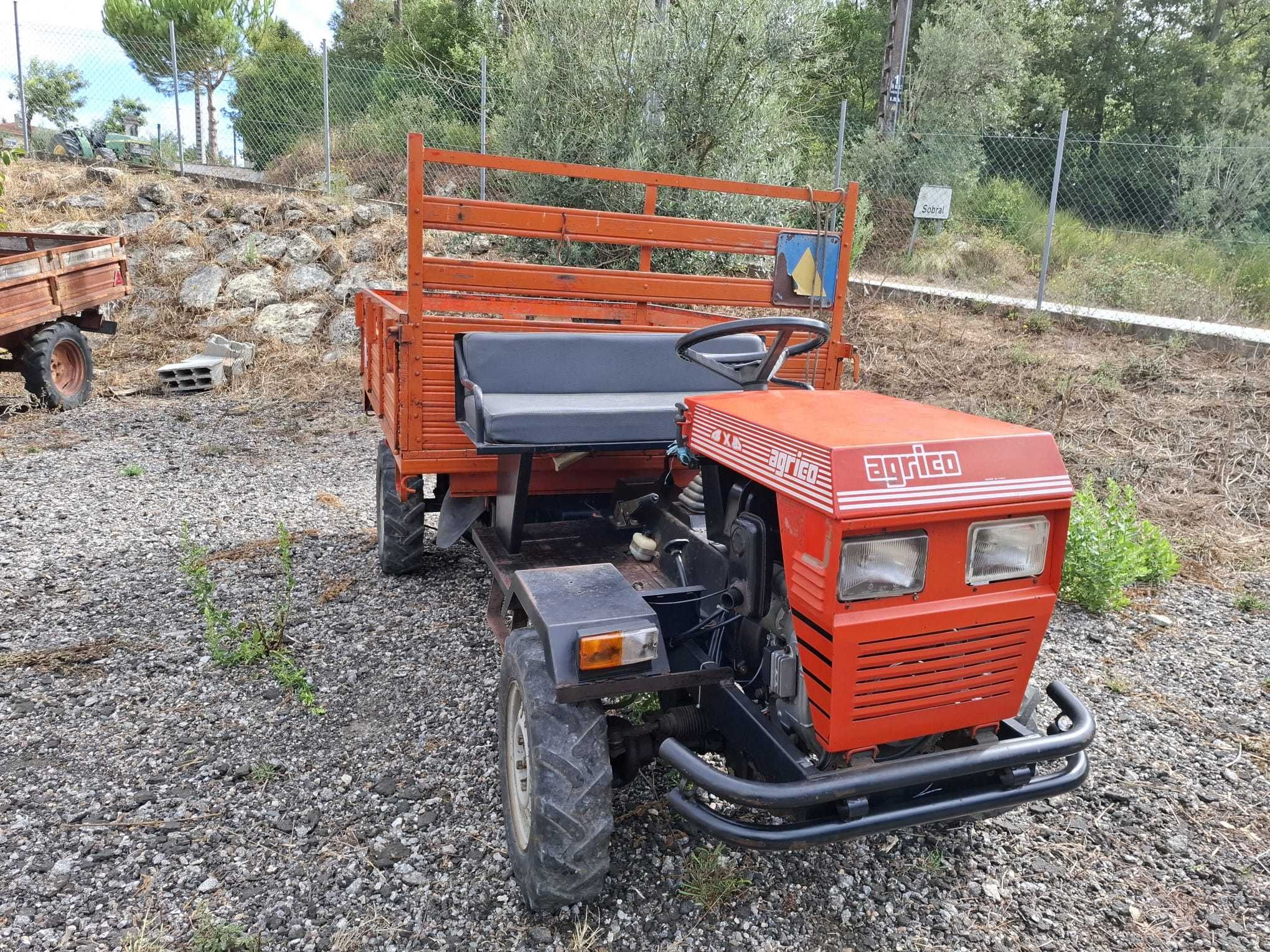 TRATOR AGRICOLA (TRATO-CARRO)