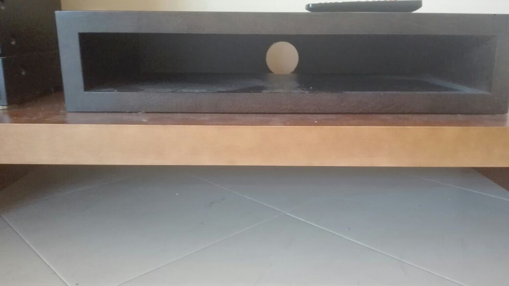 BAIXA DE PREÇO: Móvel de TV/Aparador madeira maciça
