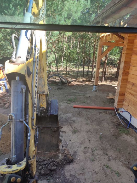 Koparko- ładowarka wynajem koparka ładowarka