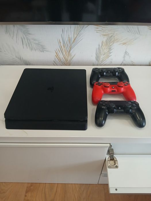 Playstation 4  1TB