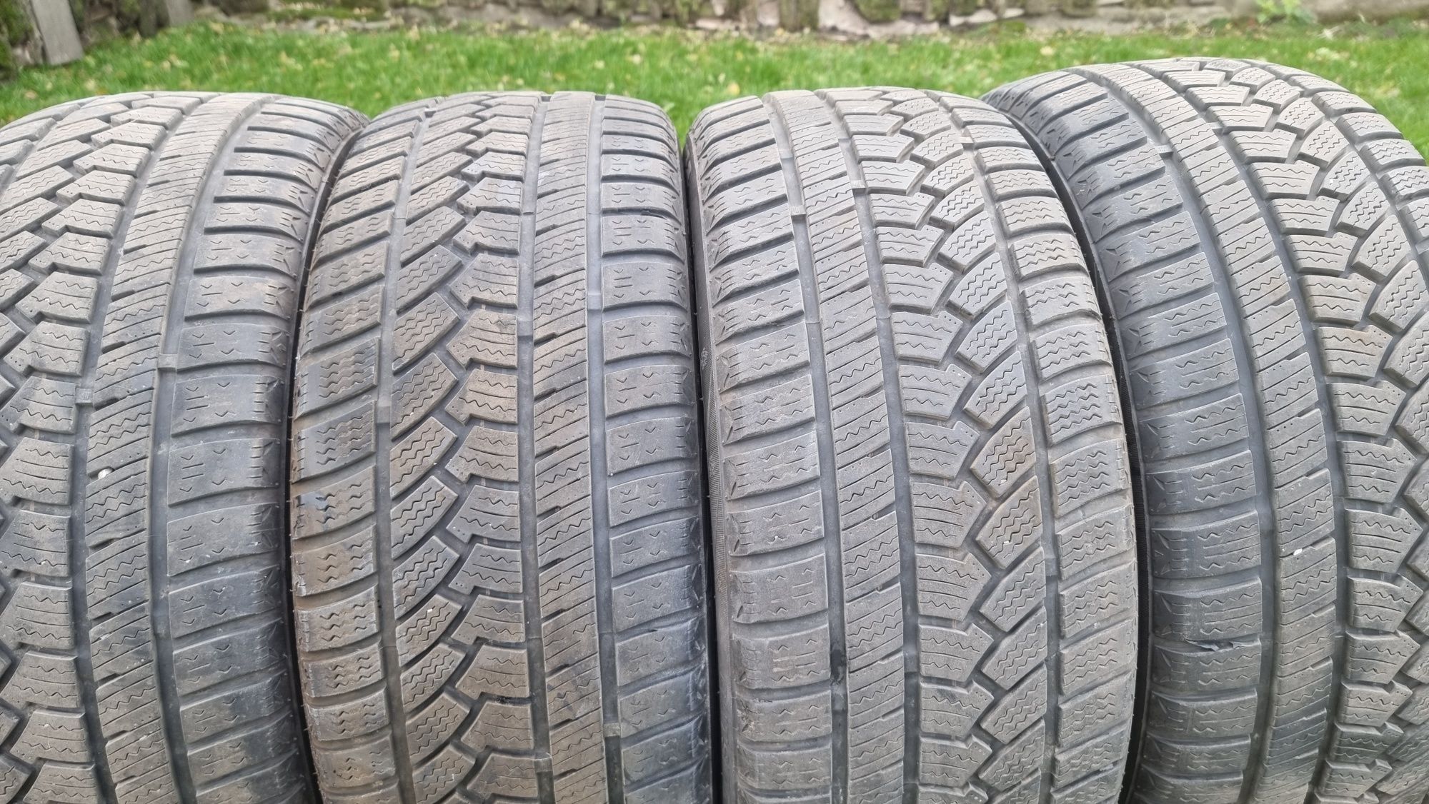 Opony zimowe Torque 18" 235/45 R18 - stan idealny