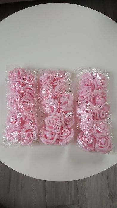 Róże piankowe 8 cm kolor pudrowy róż