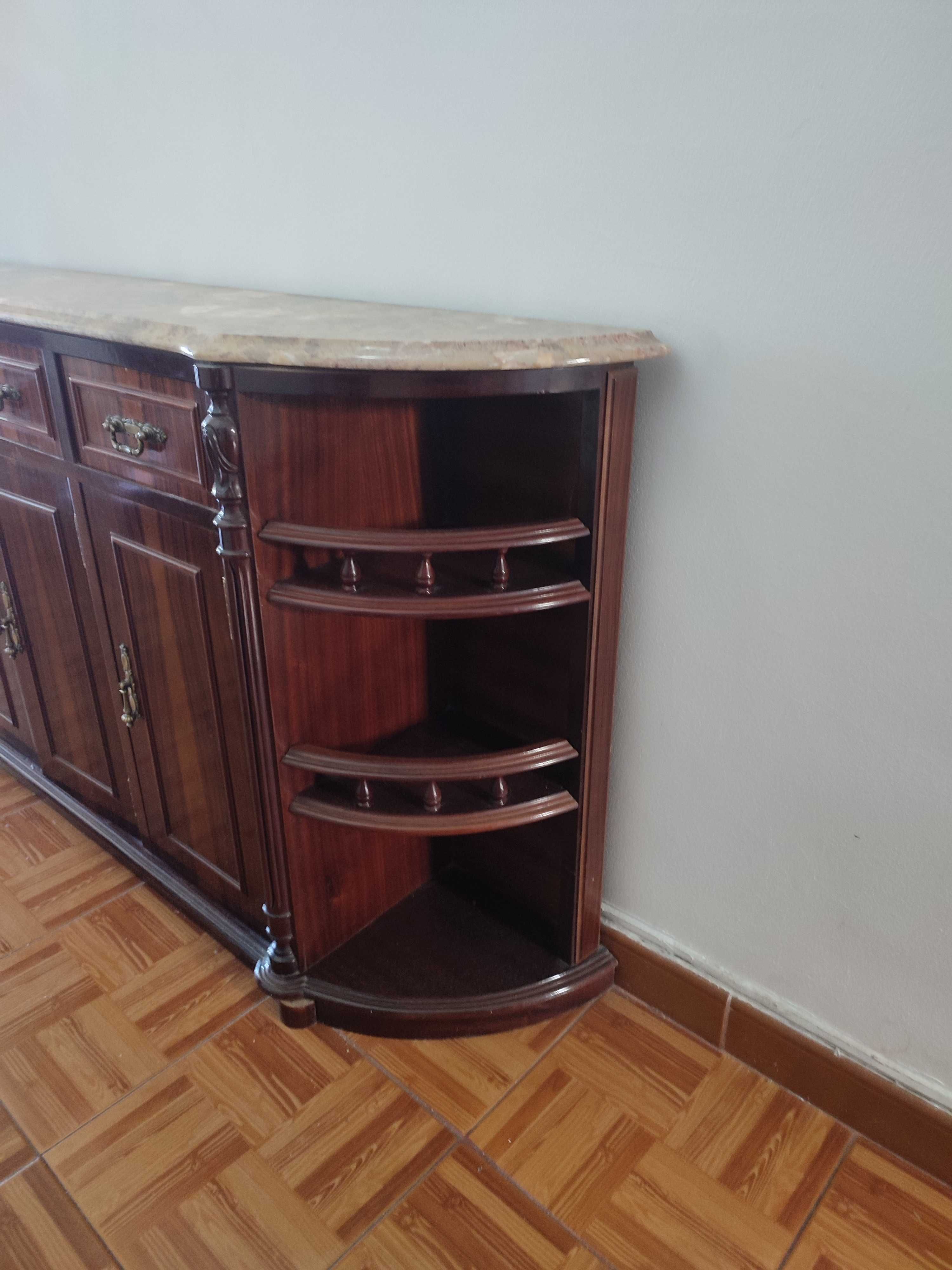 Móvel para entrada madeira e pedra