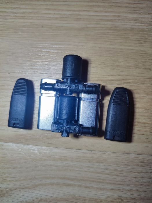 Opel Веєрні форсунки , защелки