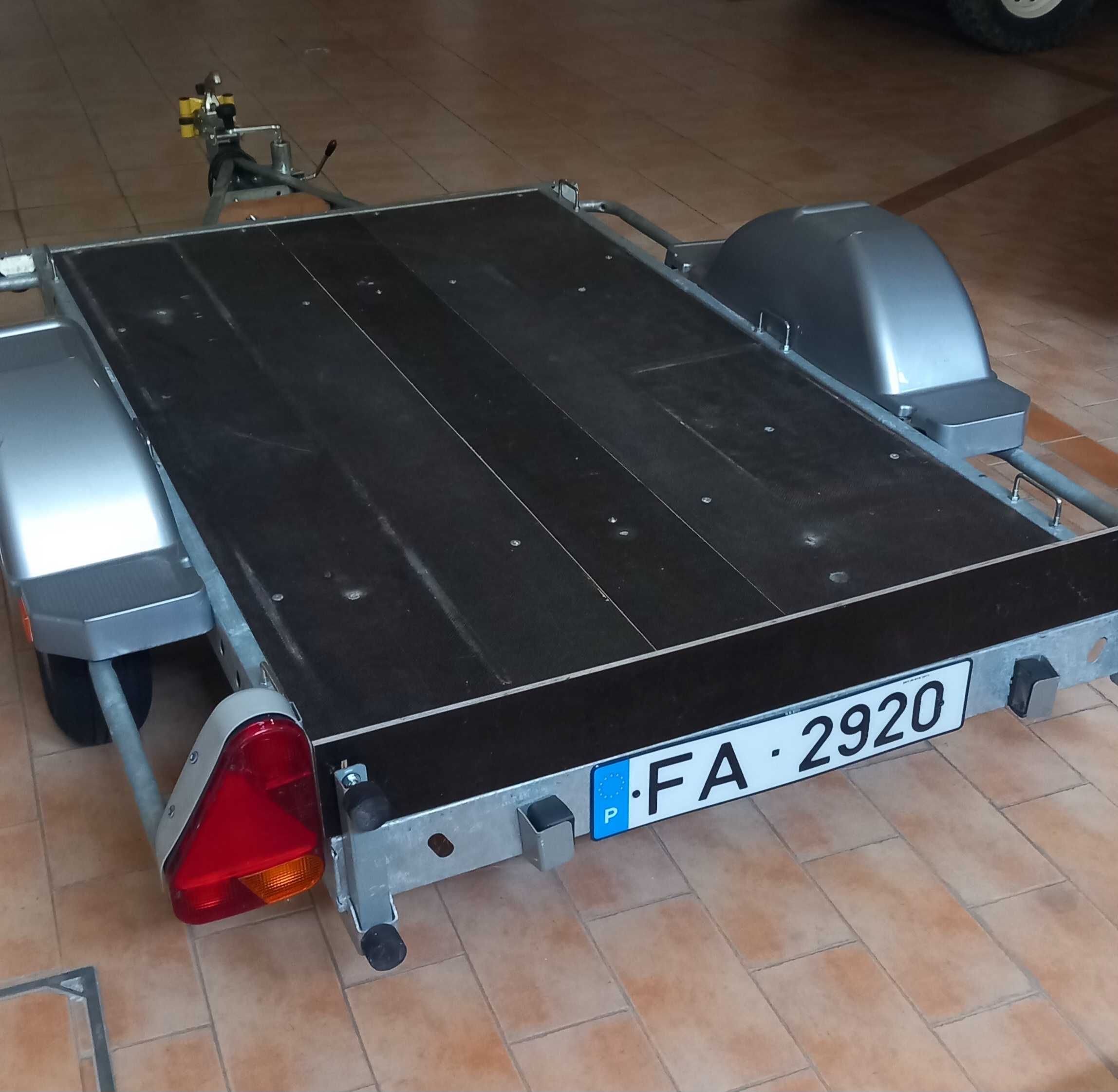 Reboque para moto ou quad como novo